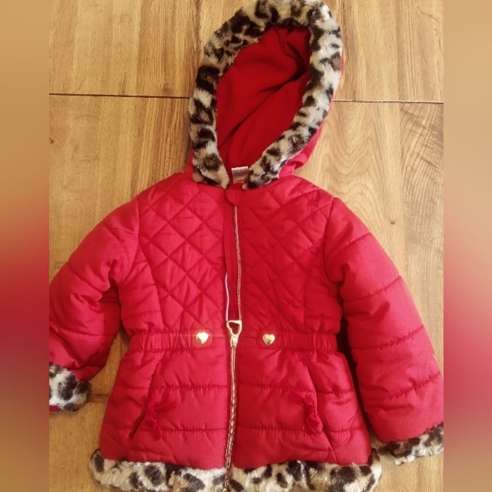 EUC Okie Dokie 4T red hooded long sleeve winter jacket Cheetah Fur